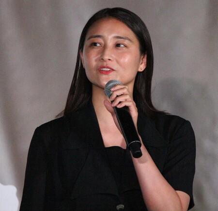 発表会で話す和田彩花