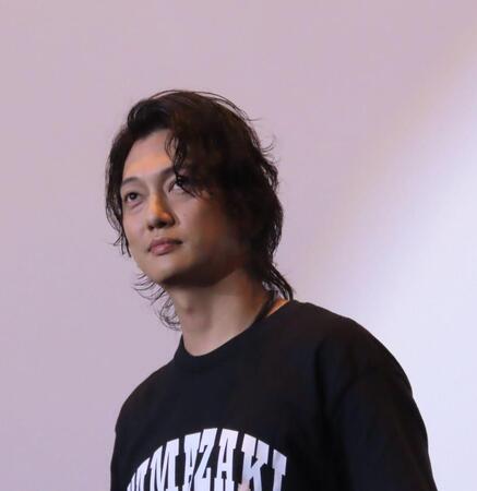 舞台あいさつに出席した喜矢武豊