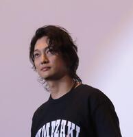 舞台あいさつに出席した喜矢武豊