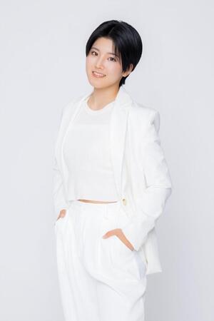ＢＥＹＯＯＯＯＯＮＤＳの新メンバーに決定した小島はな