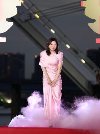 登場する吉高由里子（撮影・金田祐二）