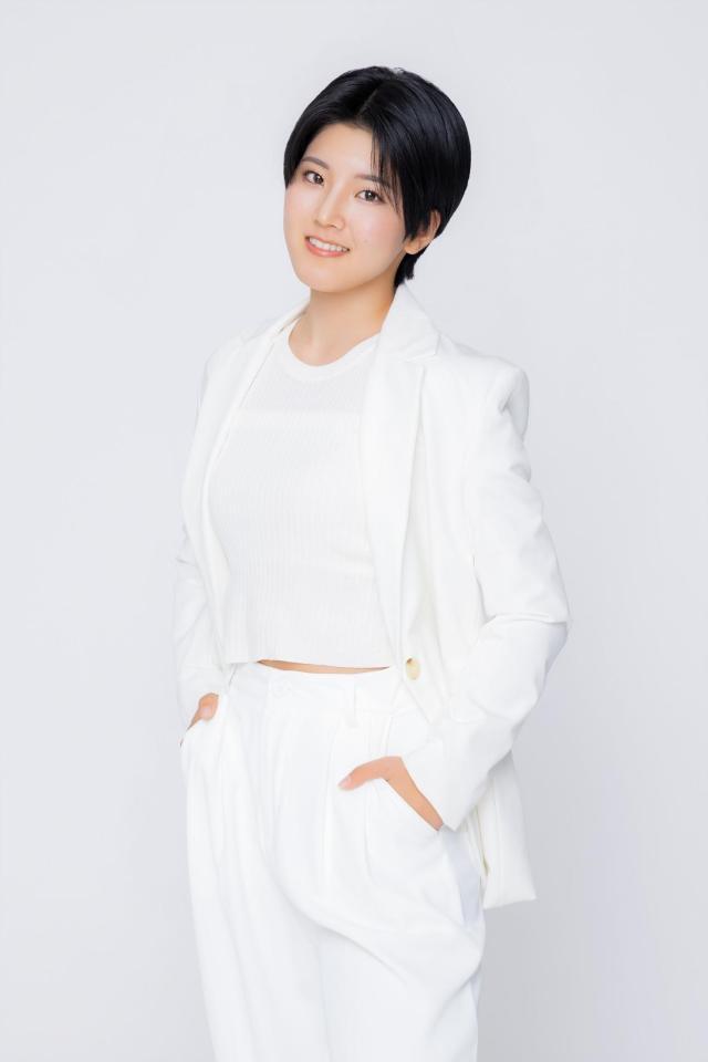 ＢＥＹＯＯＯＯＯＮＤＳの新メンバーに決定した小島はな