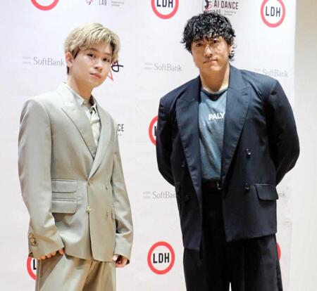 「ＡＩ　ＤＡＮＣＥ　ＬＡＢ」ローンチ記念イベントに出席した中務裕太（右）と奥田力也