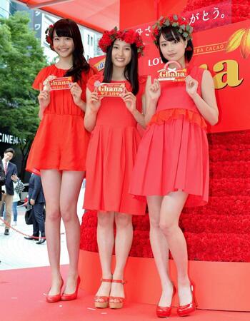 ２０１４年５月、（左から）松井愛莉、土屋太鳳、広瀬すず