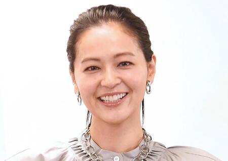 黒谷友香