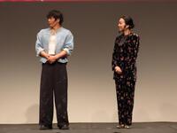 ダンスイベントに登壇した中務裕太（左）と浅田真央