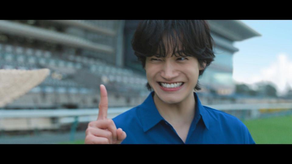 ＪＲＡの新テレビＣＭに出演するＡぇ！ｇｒｏｕｐ・佐野晶哉