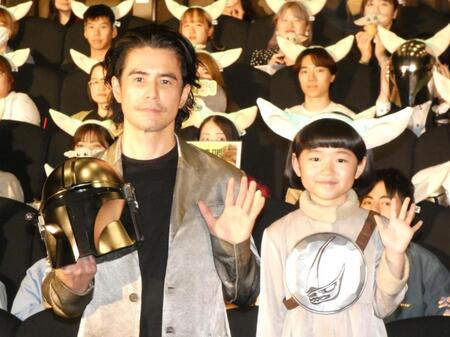 イベントに出席した伊藤英明（左）、永尾柚乃