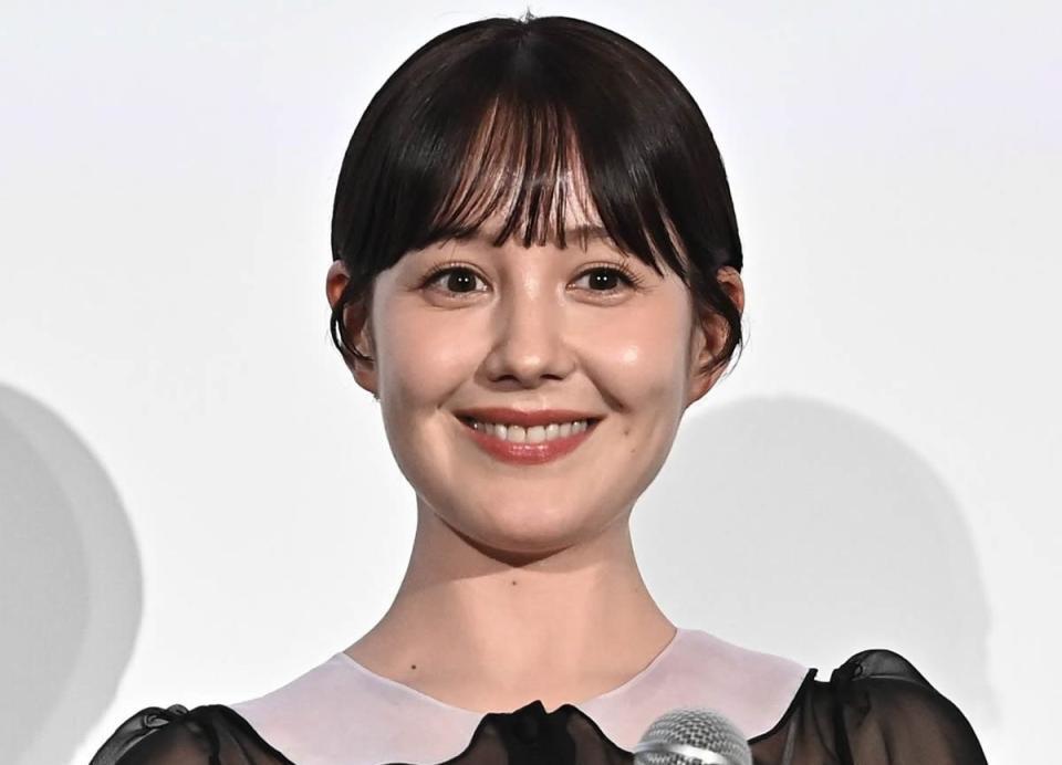 トリンドル玲奈