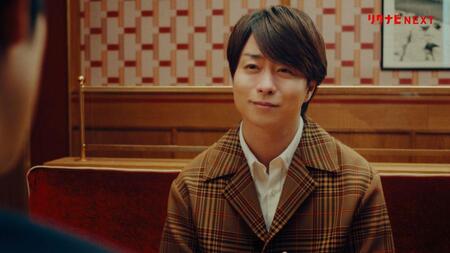 「リクナビＮＥＸＴ」のＣＭに出演する櫻井翔