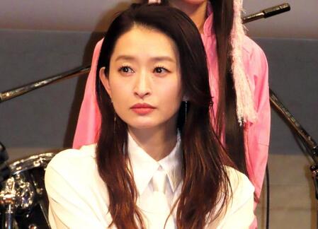 島袋寛子
