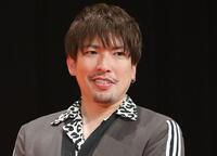 長澤まさみ 超セクシー衣装で熱唱 「コマネチ！」やってのリクエストに