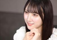 撮影時の思い出を話すＡＫＢ４８・長友彩海（撮影・西岡正）