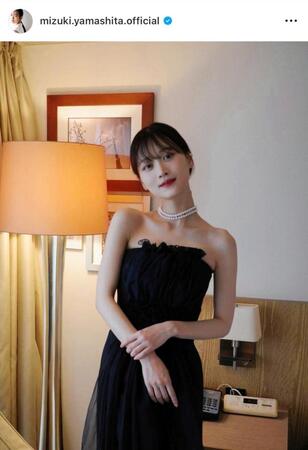山下美月公式インスタグラム＠ｍｉｚｕｋｉ．ｙａｍａｓｈｉｔａ．ｏｆｆｉｃｉａｌより