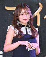 レッドカーペットに登場した希空＝４日