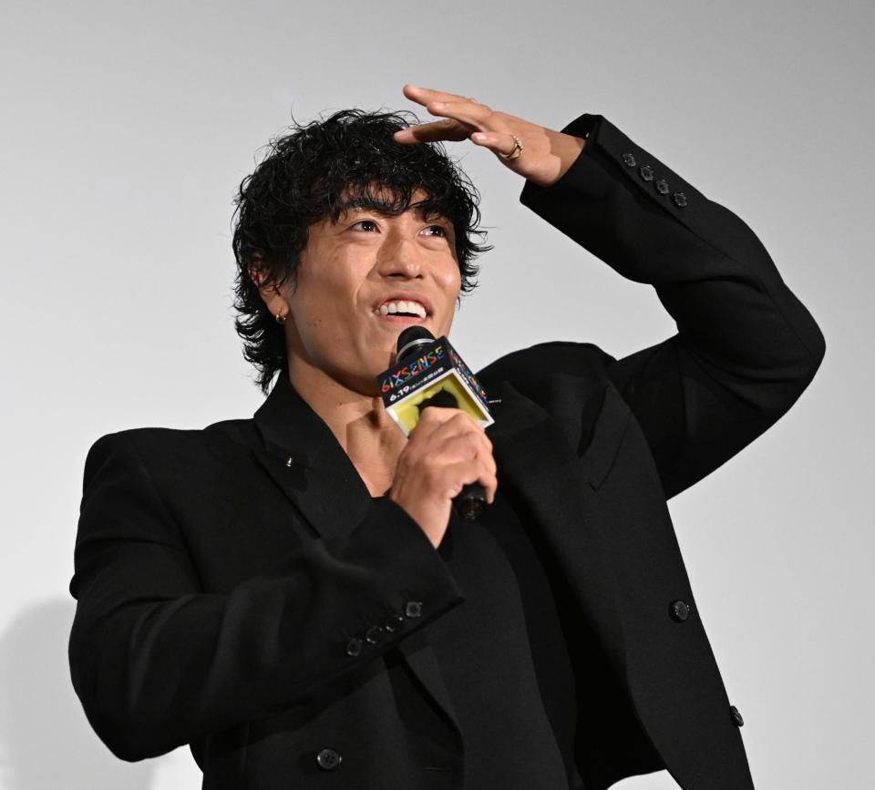 映画舞台あいさつに登場した中務裕太（撮影・堀内翔）