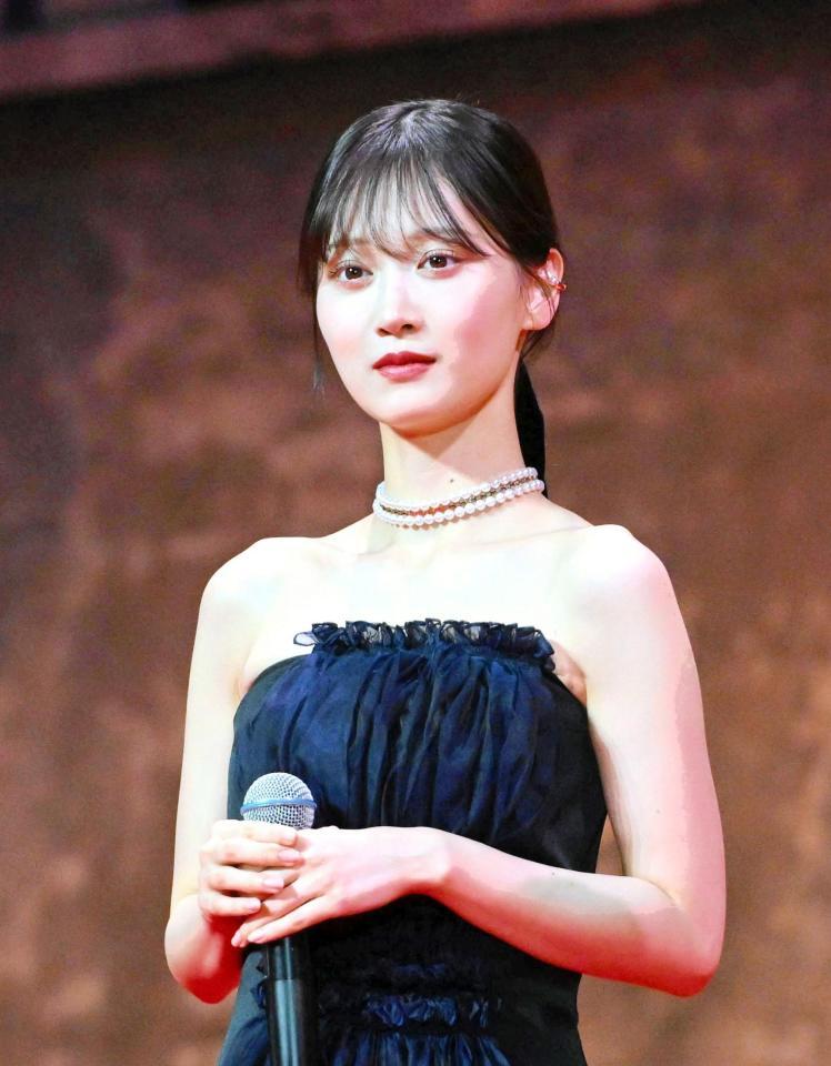 映画「キングダム　魂の決戦」ワールドプレミアに登場した山下美月