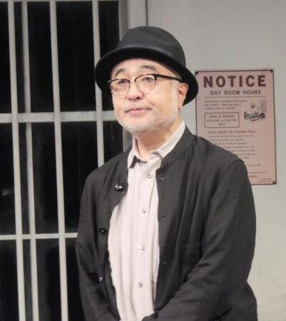 会見に出席した松尾スズキ