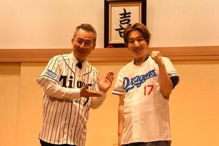 プロ野球応援ウィーク２０２６の取材会に出席した伊藤史隆（左）と桂三実