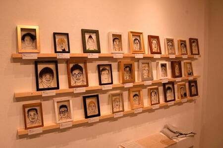 銀シャリ・鰻「生き毛アート」展で展示された作品