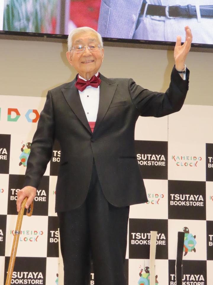 発売記念イベントを行った嶋弘之氏