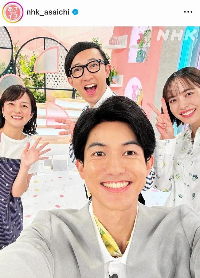 福岡出身の井桁弘恵（右）とこがけん（後列中央）がゲスト出演。「あさイチ」の公式インスタグラム＠ｎｈｋ＿ａｓａｉｃｈｉより