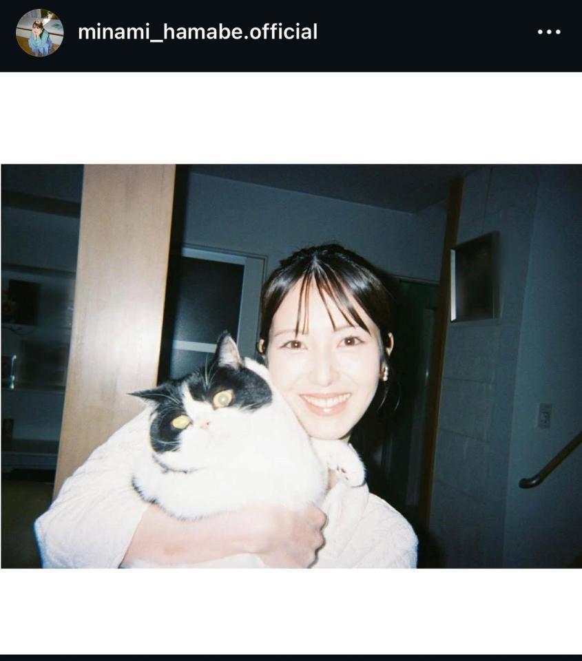 浜辺美波のインスタグラム＠ｍｉｎａｍｉ＿ｈａｍａｂｅ．ｏｆｆｉｃｉａｌから