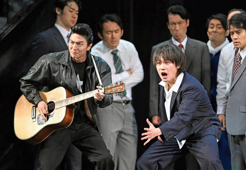 主演を務める松田元太（左は稲葉友）