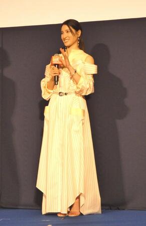 イベントに出席した土屋太鳳