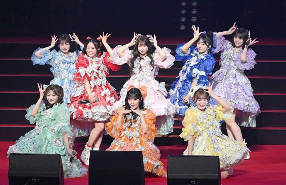 「ＡＳＩＡ　ＣＥＬＥＢＲＡＴＩＯＮ　ＬＩＶＥ」出演したＣＵＴＩＥ　ＳＴＲＥＥＴの（前列左から）板倉可奈、川本笑瑠、古澤里紗（後列同）梅田みゆ、佐野愛花、桜庭遥花、増田彩乃、真鍋凪咲（撮影・堀内翔）　