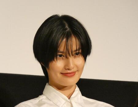 イベントに出席した橋本愛