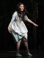熱演する芳根京子＝ＴＨＥＡＴＥＲ　ＭＩＬＡＮＯ-Ｚａ（撮影・吉澤敬太）