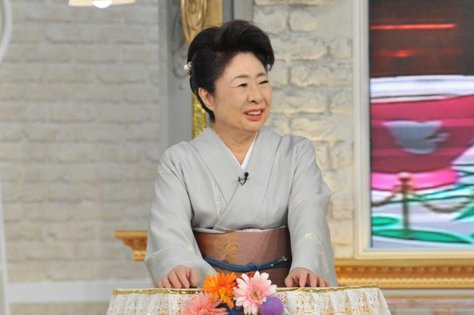 ２０１１年、「さんまのスーパーからくりＴＶ」に出演する中村玉緒さん（写真提供ＴＢＳ）