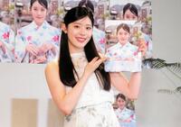 写真集をＰＲした風見和香