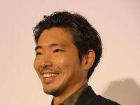 イベントに出席した柄本佑