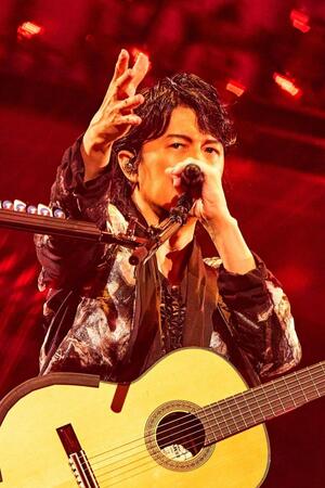 日本武道館公演を行った福山雅治
