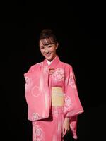 和装姿で取材に応じた有沙瞳