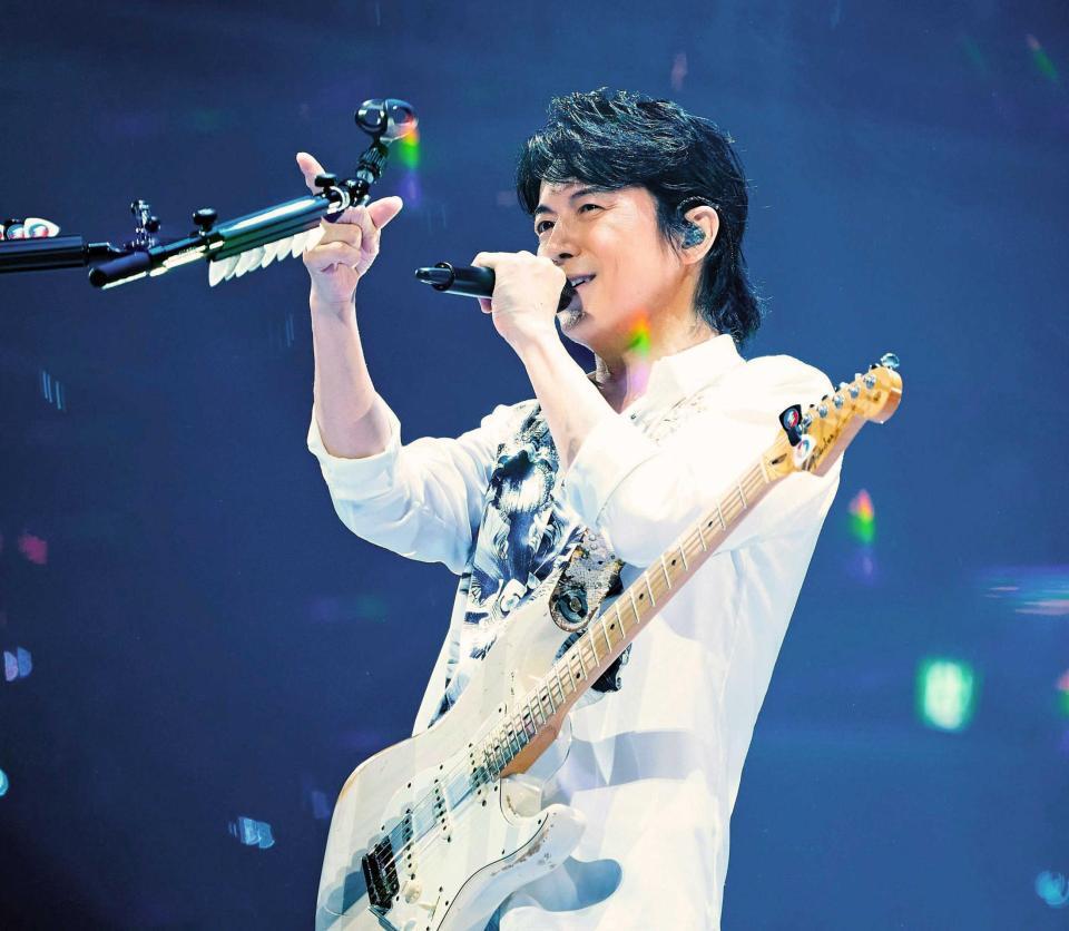 日本武道館公演を行った福山雅治