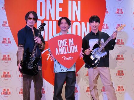 （左から）ｋｅｎ、嶋佐和也、屋敷裕政
