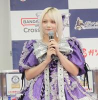 イベントに出席した宮野静