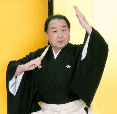 舞踊「七福神」を披露する中村鴈治郎