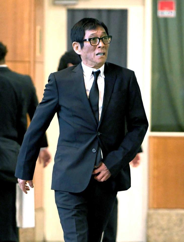 参列した明石家さんま（撮影・佐藤厚）