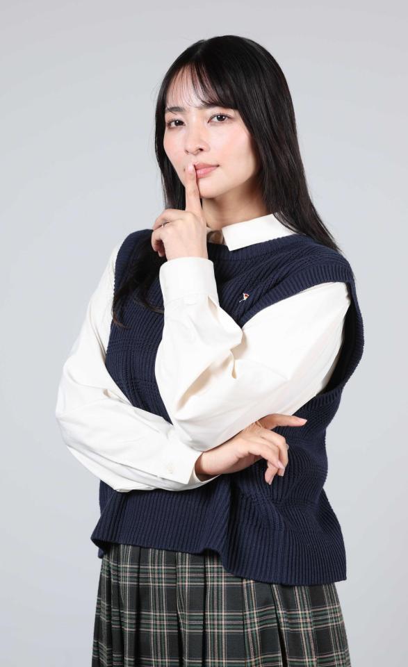 不倫した夫に復讐する“サレ妻”を演じる水崎綾女（撮影・金田祐二）
