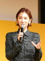 会見に登壇した北川景子