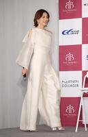 登壇する米倉涼子（撮影・金田祐二）