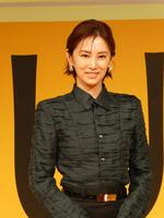 撮影に応じる北川景子