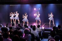 パフォーマンスを披露したＳＫＥ４８の１４期生５人©２０２６　ＳＫＥ，Ｉｎｃ．