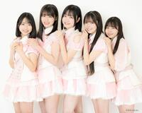 新加入した（左から）ＳＫＥ４８の１４期生・飯田ゆら、池田有沙、竹下茉莉花、中尾楓華、矢島凪©２０２６　ＳＫＥ，Ｉｎｃ．