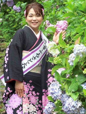 故郷の栃木市で凱旋のミニライブを行った平山花羽