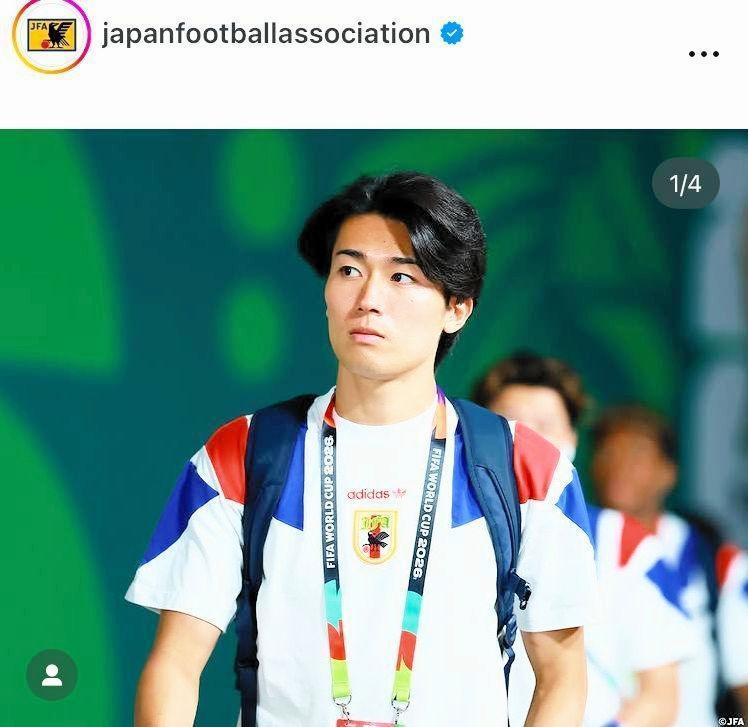 モンテレイスタジアムに到着した中村敬斗。日本サッカー協会のインスタグラム＠ｊａｐａｎｆｏｏｔｂａｌｌａｓｓｏｃｉａｔｉｏｎより 